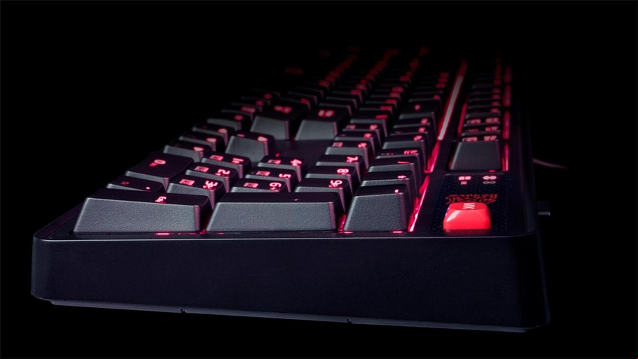 Aprende a escoger tu teclado perfecto para jugar